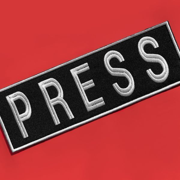 Шеврон нашивка на липучке для журналистов PRESS ПРЕССА, вышитый патч 8х25 см 800029419 фото