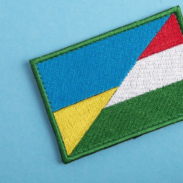 Шеврон нашивка на липучке флаг Украина и Венгрия 5,4х7,7 см 800029594 фото
