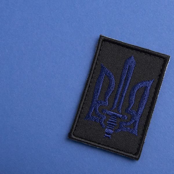 Шеврон на липучке трезубец УПА синий на черном 4х6 см 800029656 фото