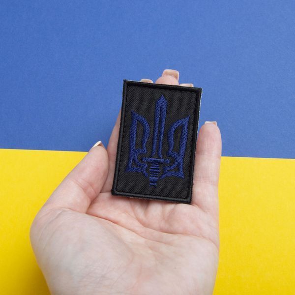 Шеврон на липучке трезубец УПА синий на черном 4х6 см 800029656 фото