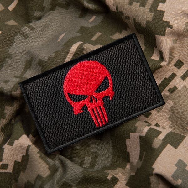 Набор шевронов 2шт с липучкой PUNISHER Череп красный, вышитый патч 5х8 см 800029806 фото