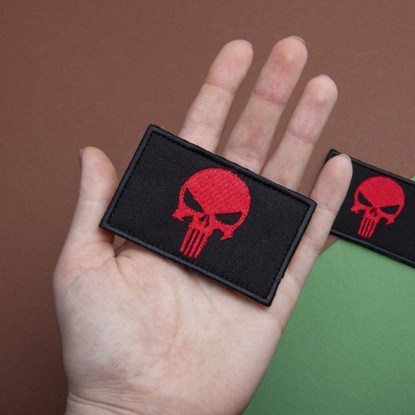 Набор шевронов 2шт с липучкой PUNISHER Череп красный, вышитый патч 5х8 см 800029806 фото