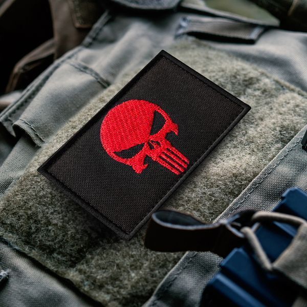 Набор шевронов 2шт с липучкой PUNISHER Череп красный, вышитый патч 5х8 см 800029806 фото
