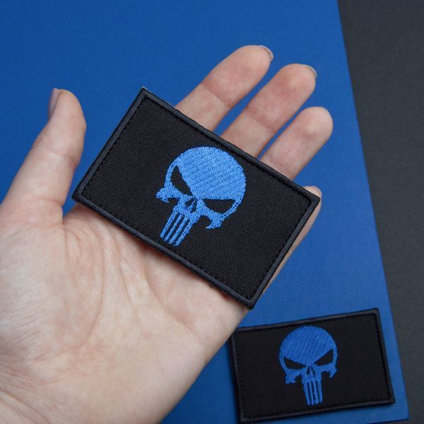 Набір шевронів 2 шт. з липучкою PUNISHER Череп Каратель синій, вишитий патч 5х8 см 800029918 фото