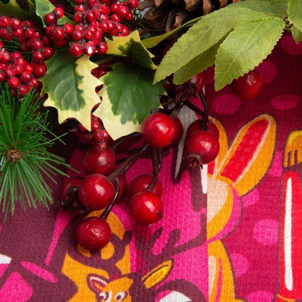 Ткань полотенечная вафельная Merry Christmas, 150 см, 160 гр/м2, вишневая 128023 фото