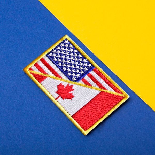 Набір шевронів 2 шт з липучкою Прапор США і Канади 5х8 см, вишитий патч нашивка 800029863 фото